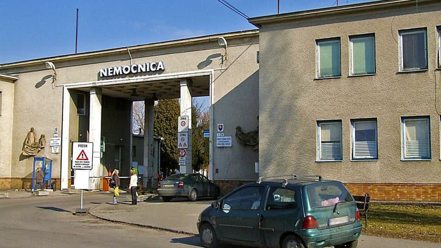 Nemocnica s poliklinikou v