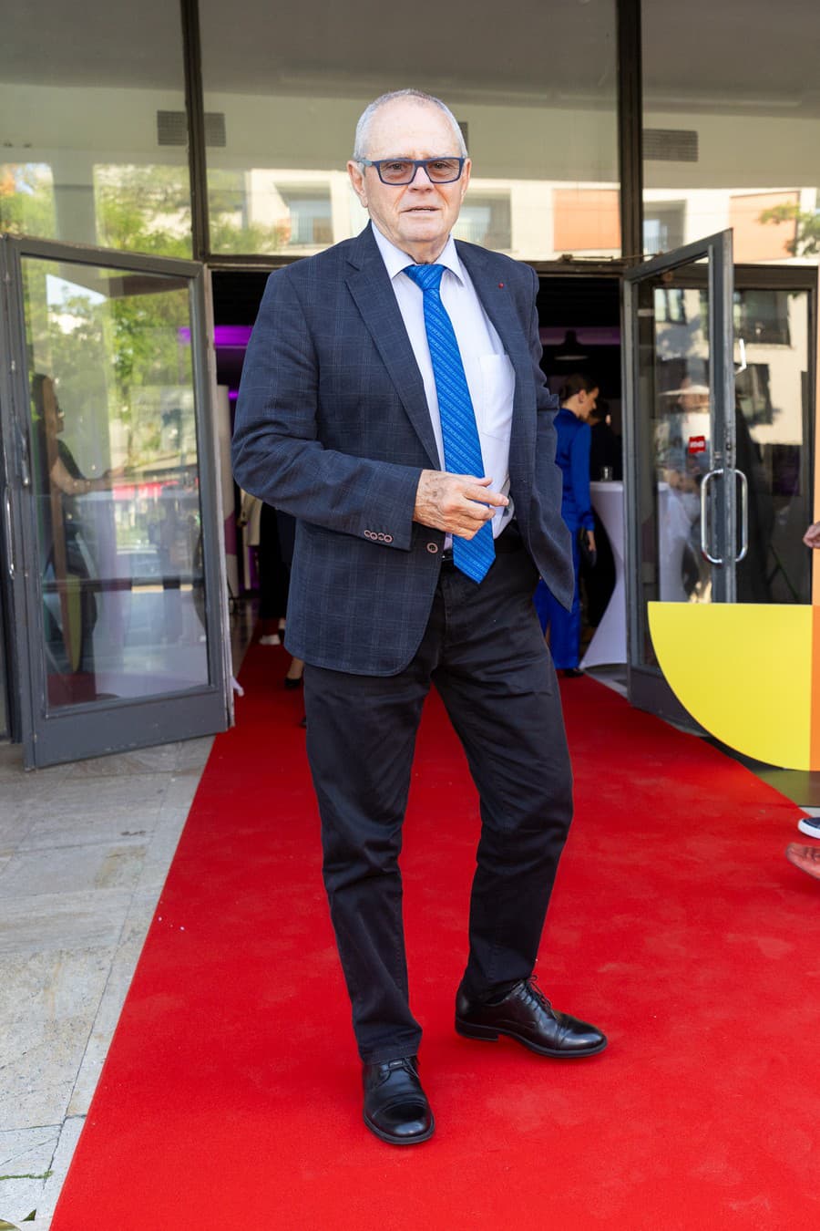 Milan Kňažko ostal verný obleku a kravate.