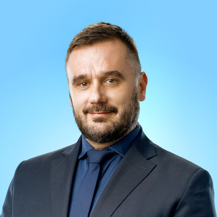 Michal Wiezik (44)
PS -