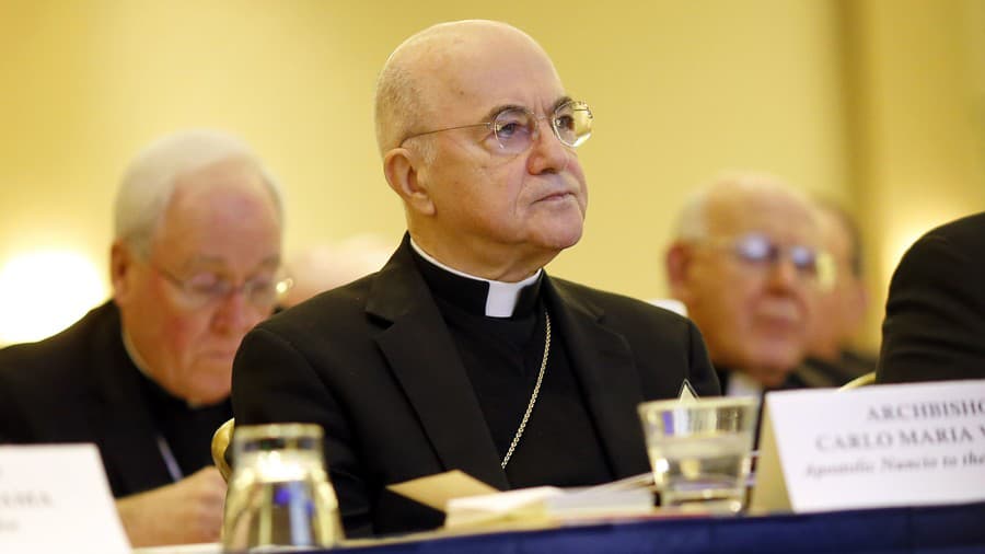 Arcibiskup Carlo Maria Vigano
