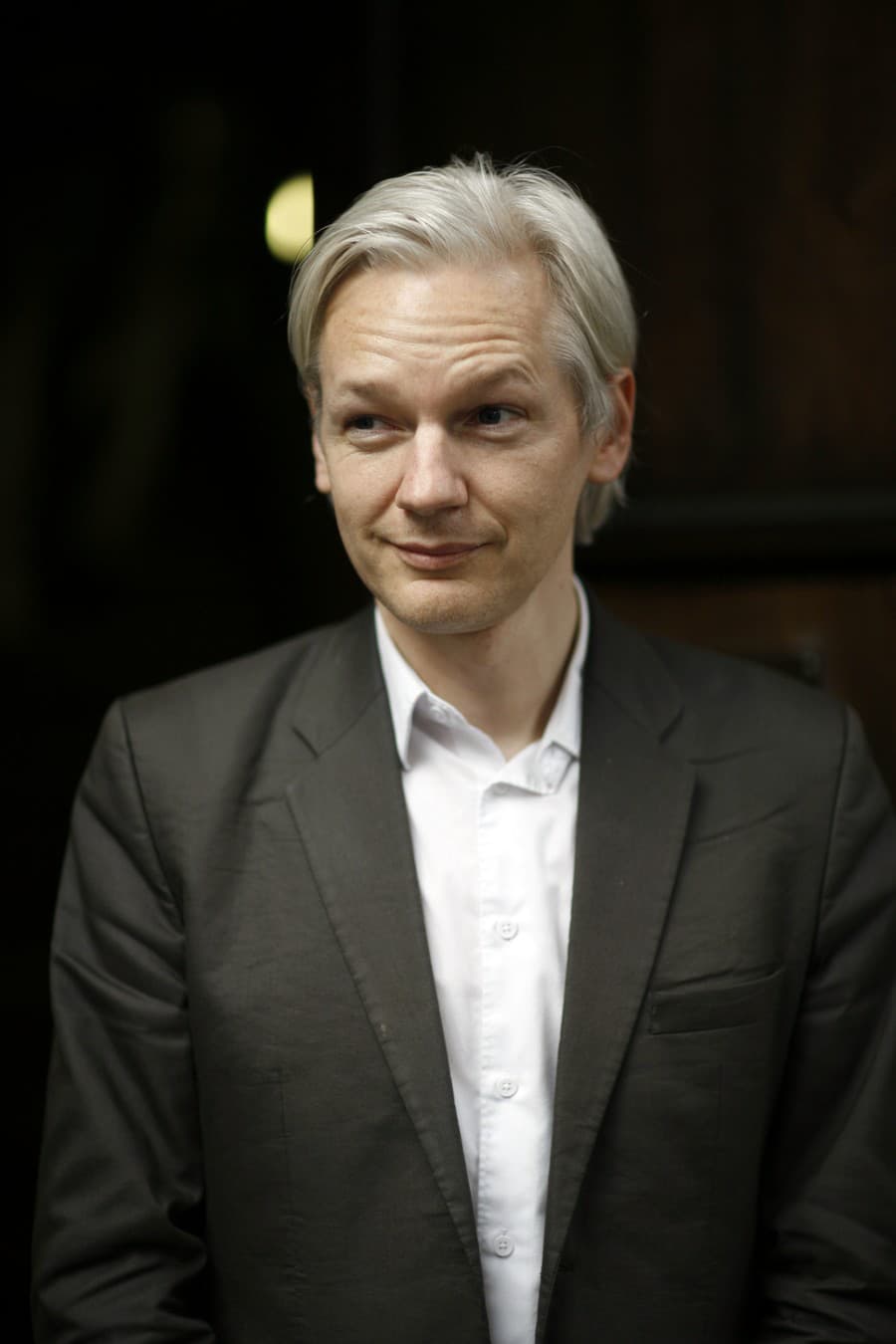 Julius Assange.