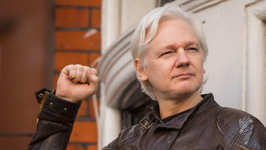 Julius Assange.