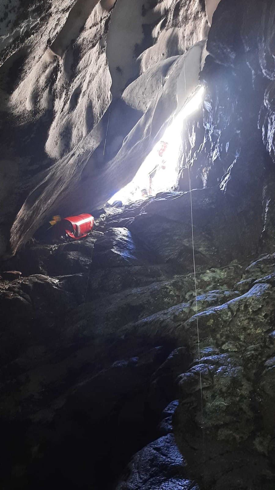 Turista neprežil pád z vrcholu Ostrého Roháča v Západných Tatrách