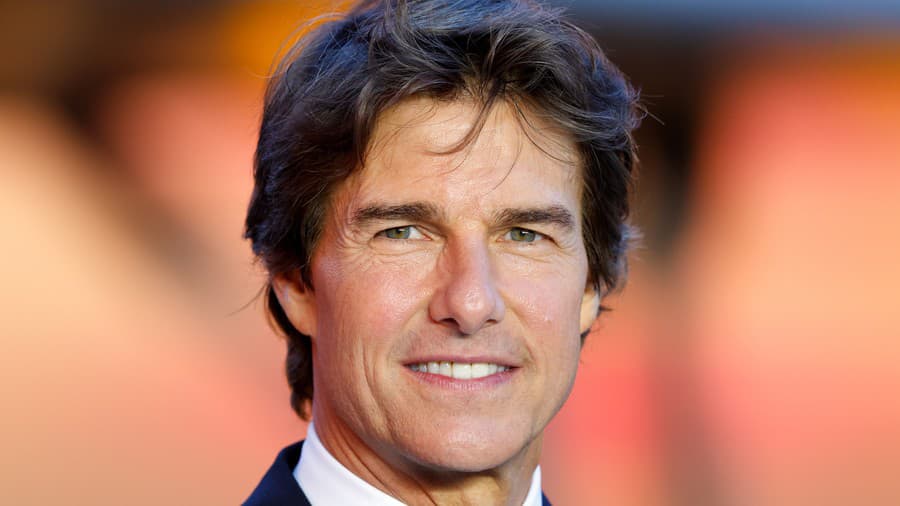 Tom Cruise (61)