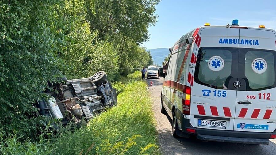 Polícia obvinila vodiča, ktorý