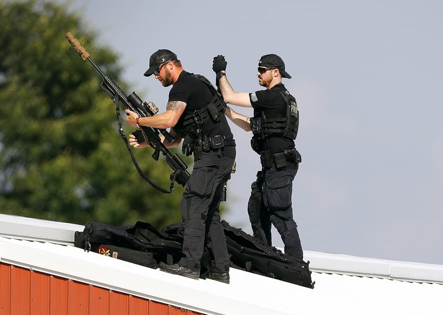 Policajní ostreľovači museli pohotovo