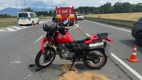 Vodič motocykla utrpel vážne