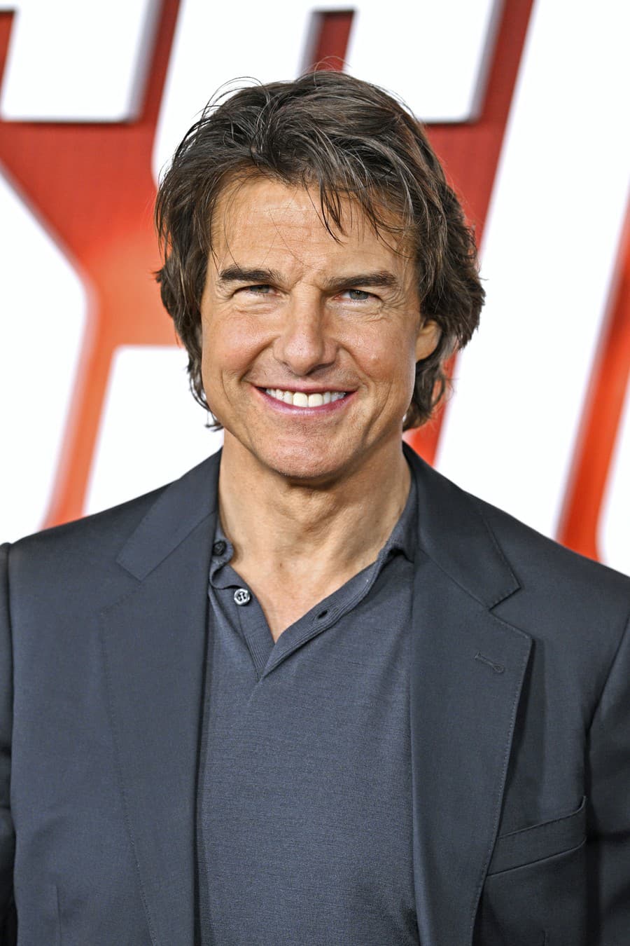 Tom Cruise (62)