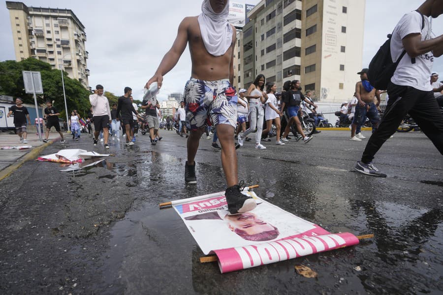 Ľudia vo Venezuele protestovali