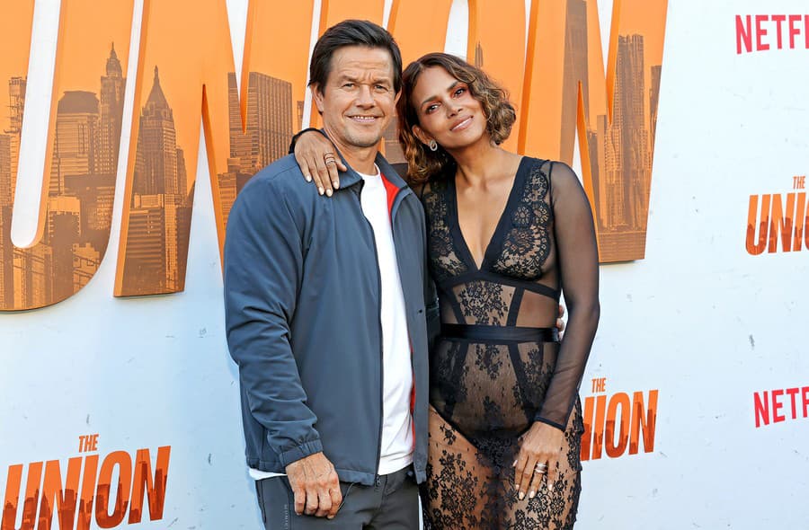 Mark Wahlberg a Halle Berry si vo filme The Union zahrali špiónov.