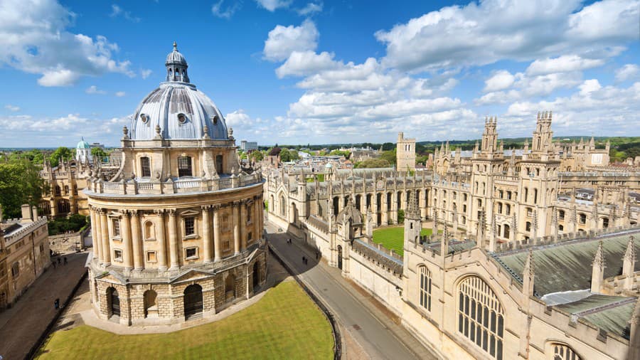 Oxford je alma mater