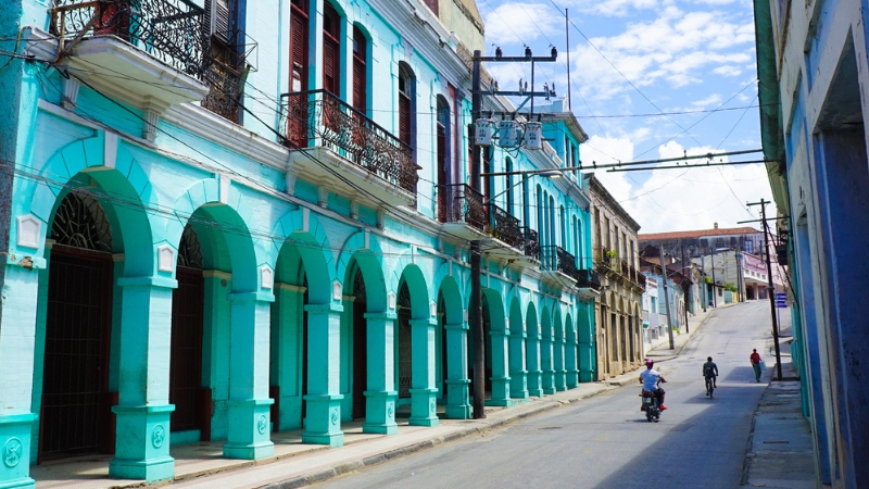 Santiago de Cuba je druhým najväčším mestom Havany. 