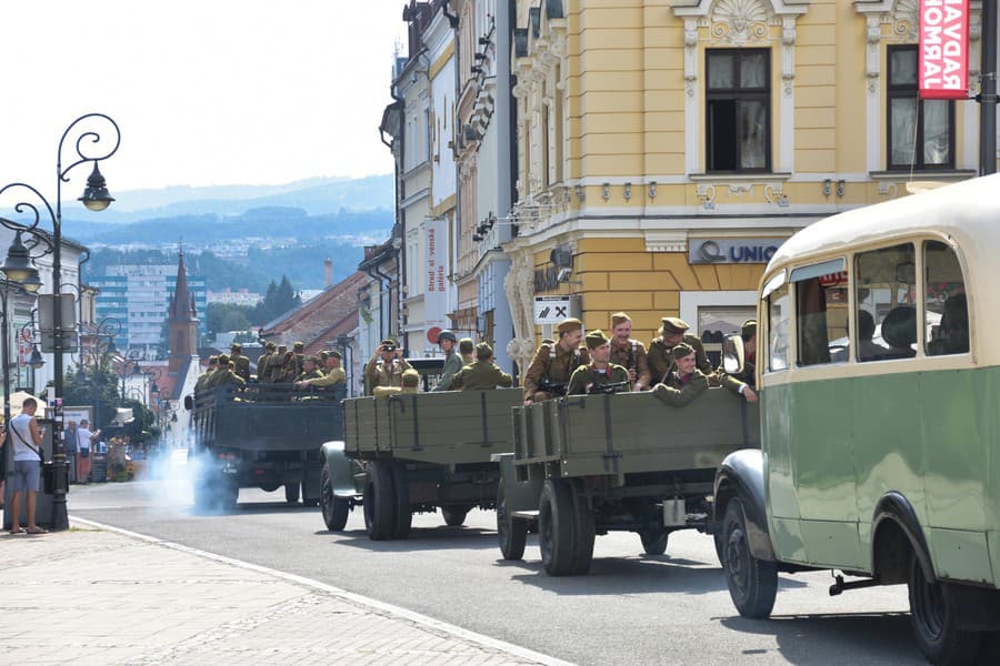 Členovia klubov vojenskej histórie