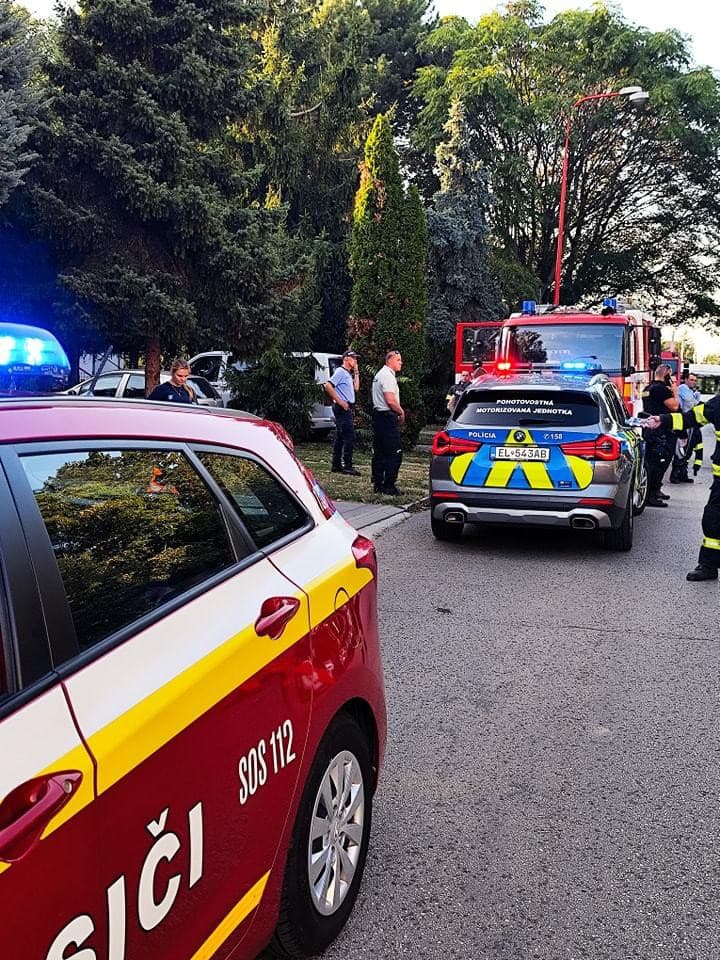 Polícia sa prípadom zaoberá.