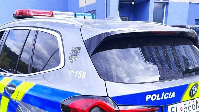 Polícia.