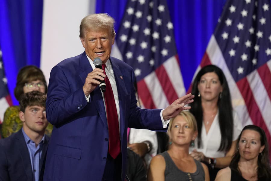 Na snímke bývalý americký prezident a súčasný republikánsky kandidát na prezidenta Donald Trump.