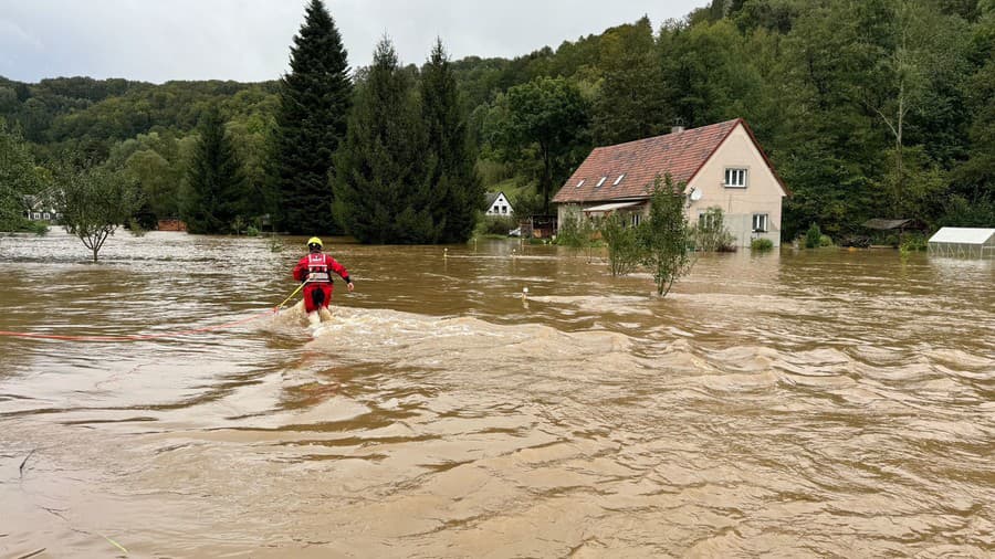 Niekoľko obci v Královohradeckom kraji zaplavilo. 

