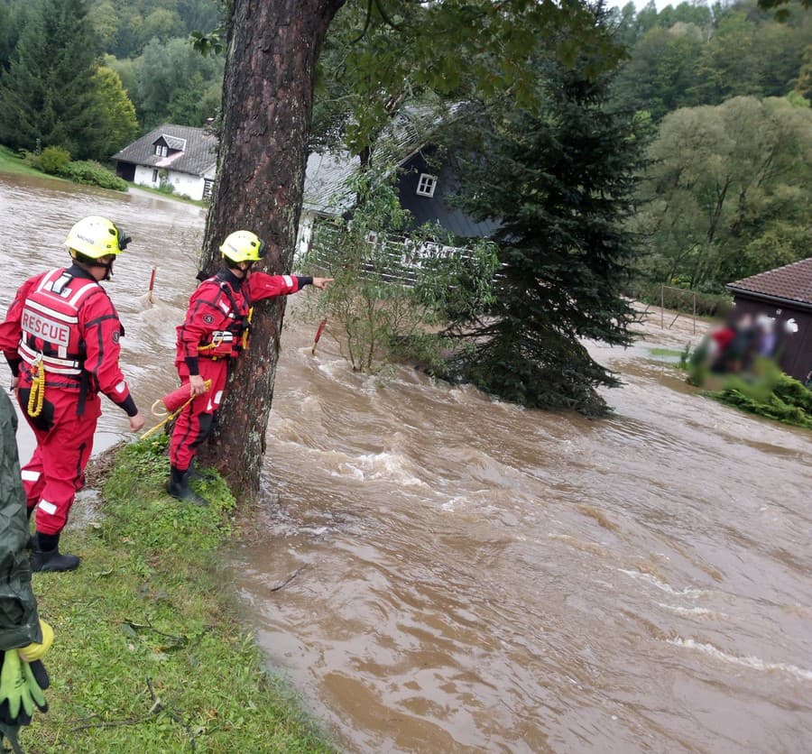 Niekoľko obci v Královohradeckom kraji zaplavilo. 
