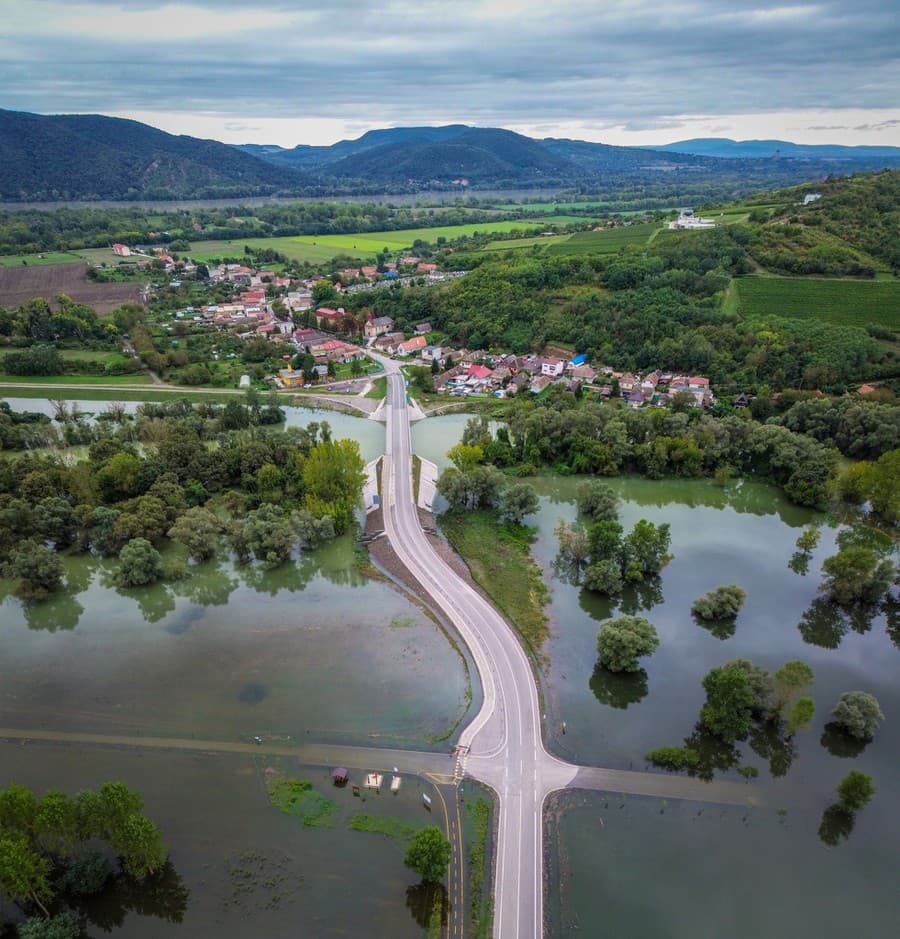 Obec Chľaba zostane odrezaná