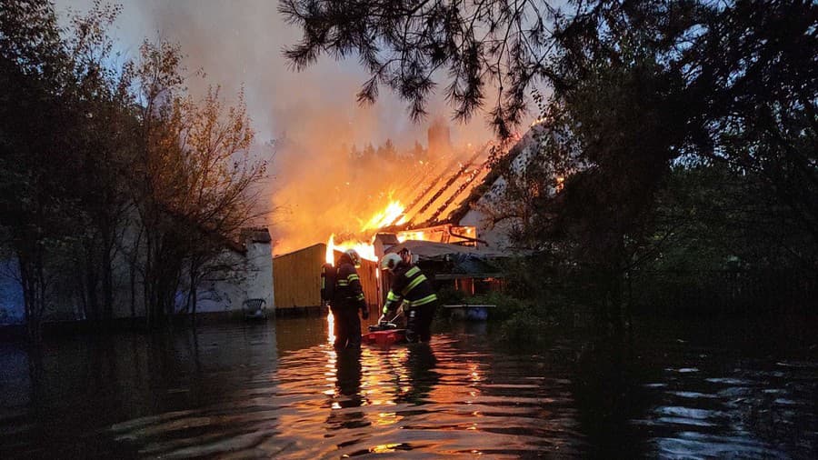 Hasiči zasahovali v obci