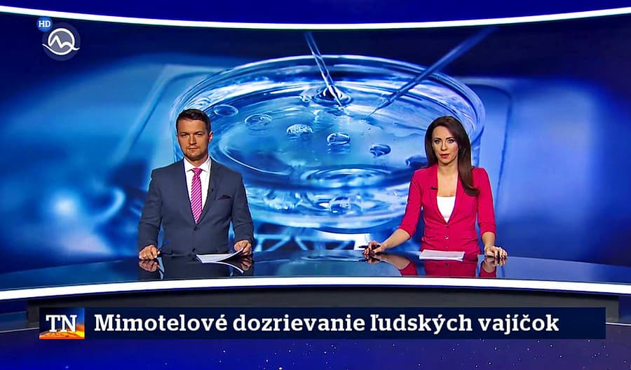Moderátor je stále súčasťou spravodajstva.