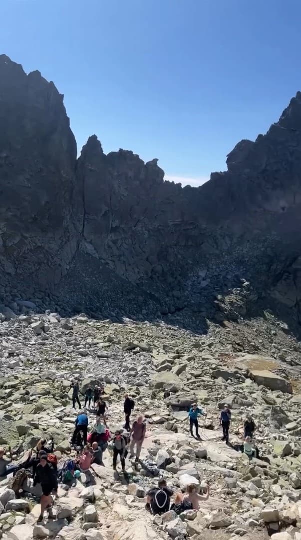 Nádherné tóny turistov potešili.
