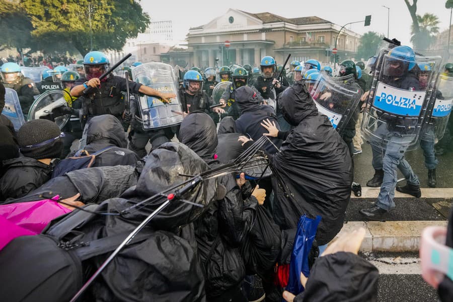 Polícia mala na proteste