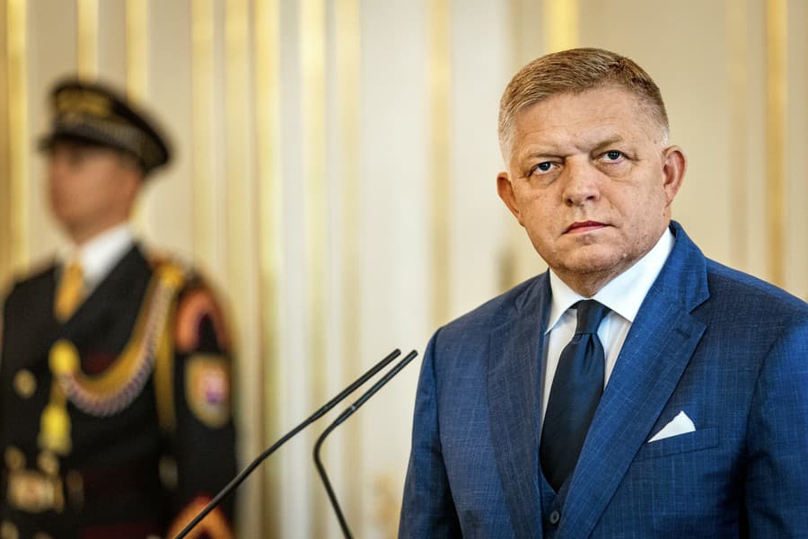 Premiér Robert Fico mu