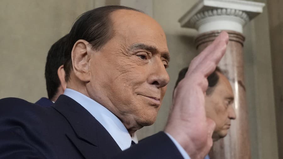 Berlusconi zomrel 12. júna