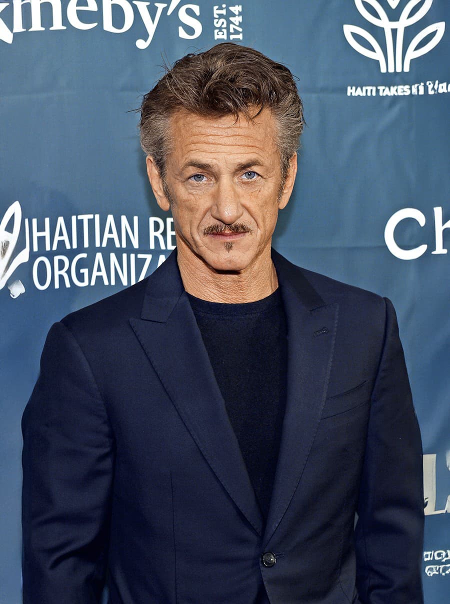 Sean Penn (64)