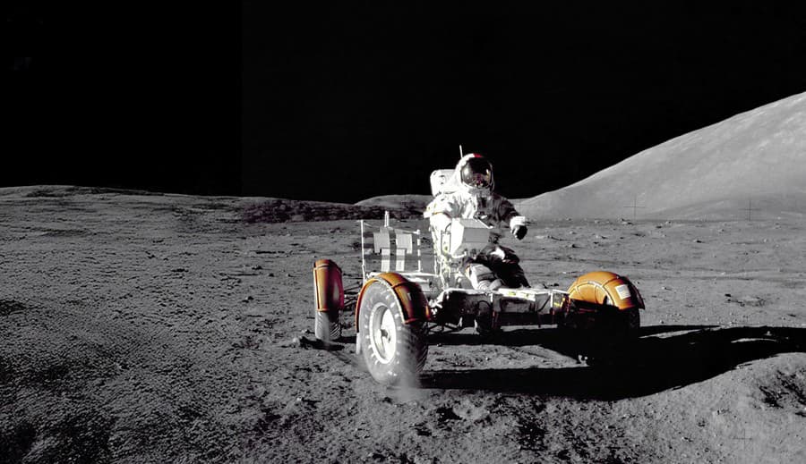 Cernan stál ako posledný človek na Mesiaci 13. 12. 1972.