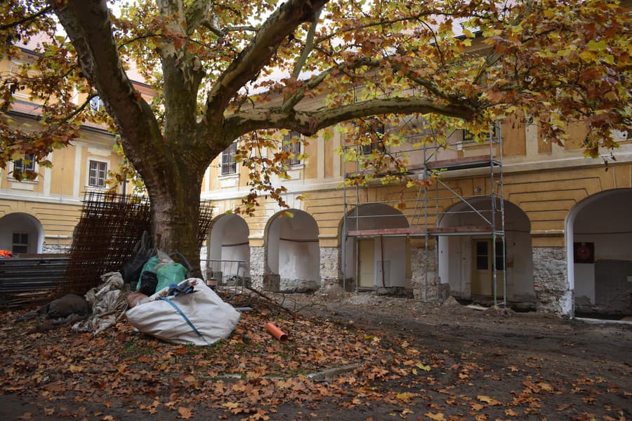 Obnova Biskupského kaštieľa v