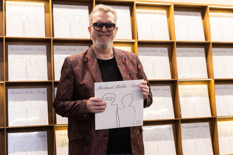 Richard Müller a jeho nový album Duety.
