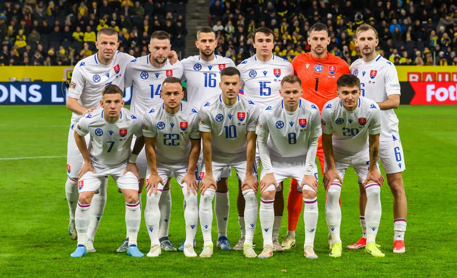 Futbalisti základnej jedenástky Slovenska