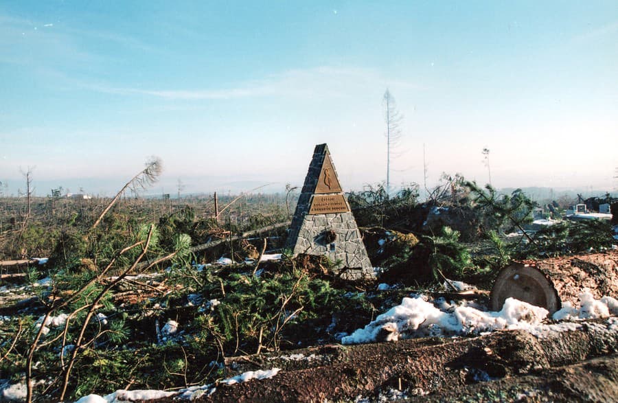 2004. Cintorín St. Smokovec.