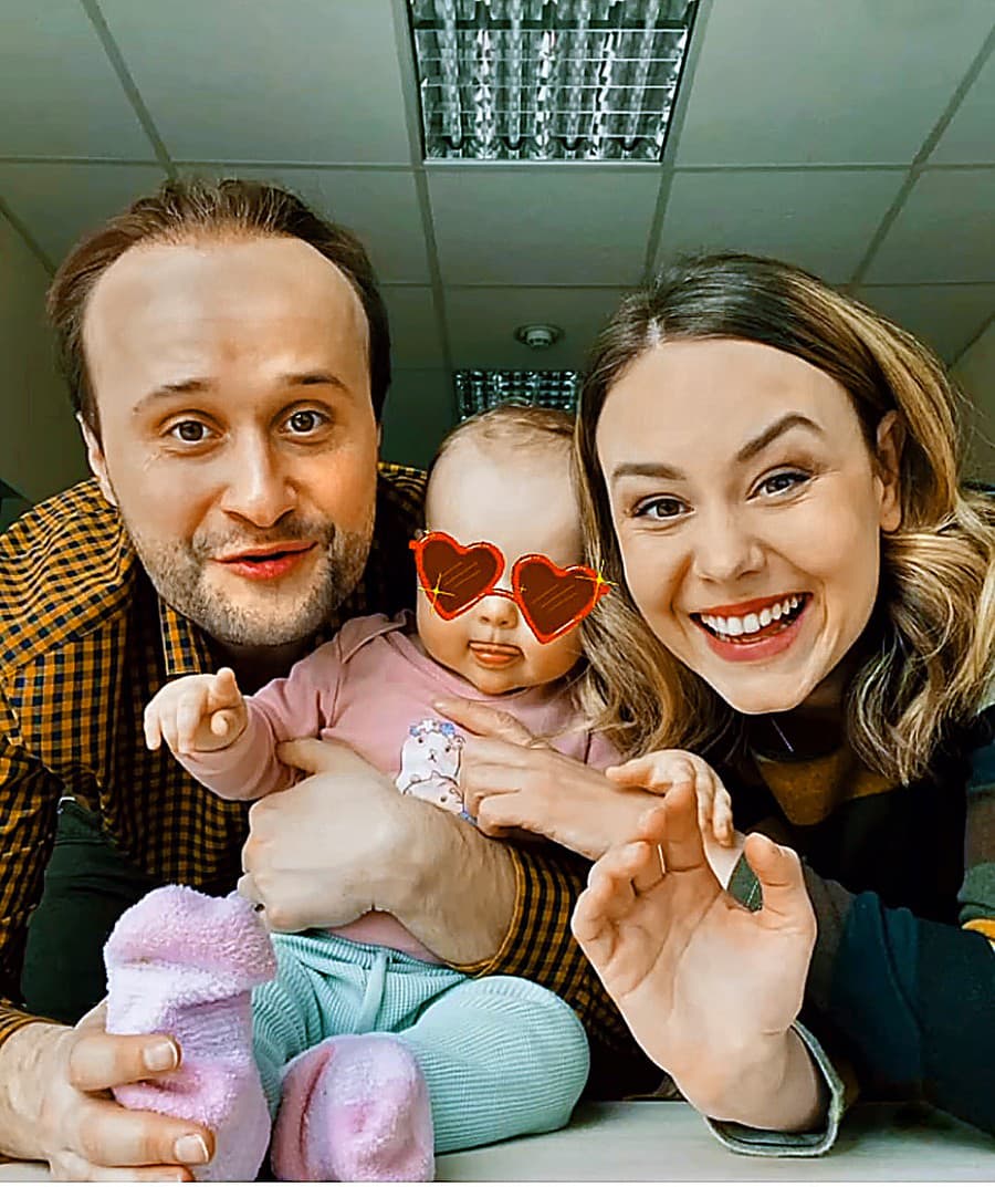 S partnerom Danielom Fisherom vychovávajú dcérku Maiu.