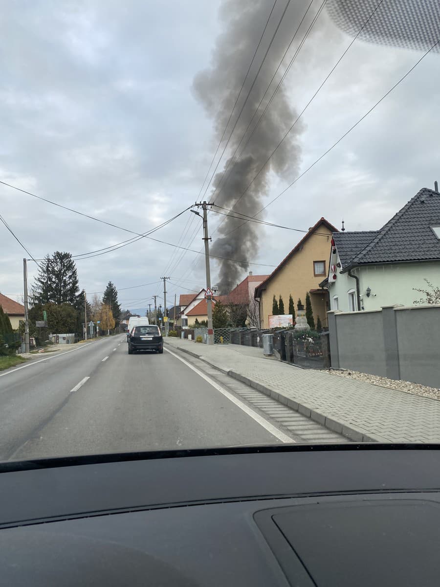 V Partizánskom vypukol požiar