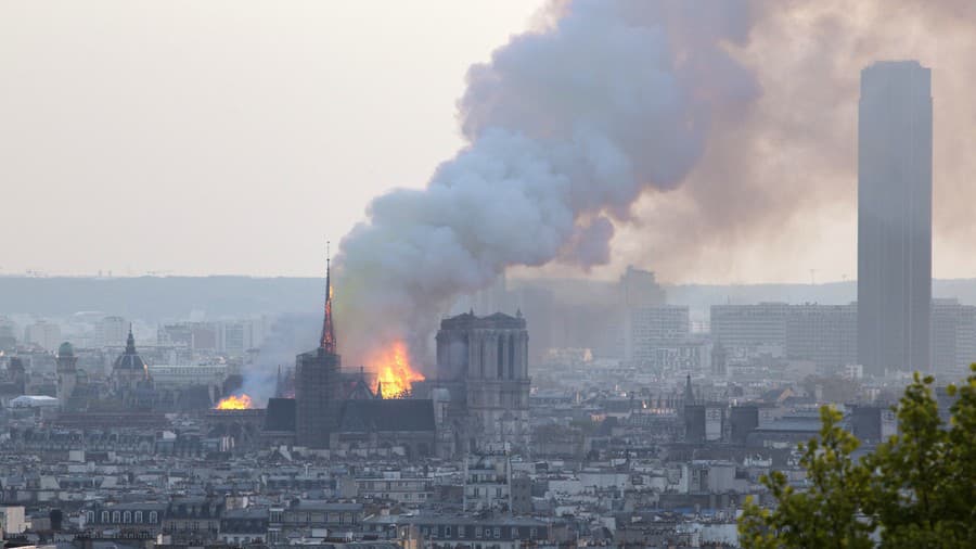 Parížska katedrála Notre-Dame je