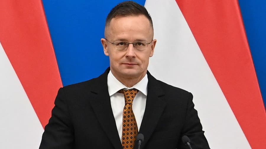 Maďarský minister zahraničia Péter