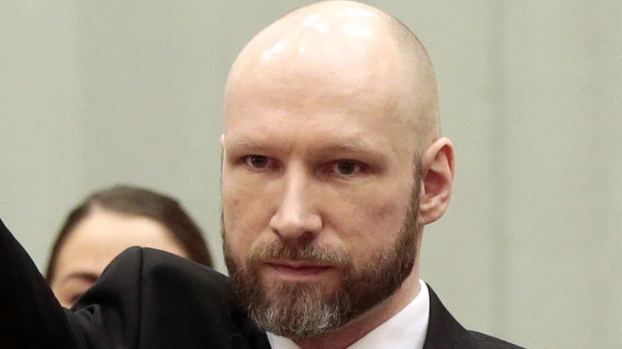  Anders Breivik.