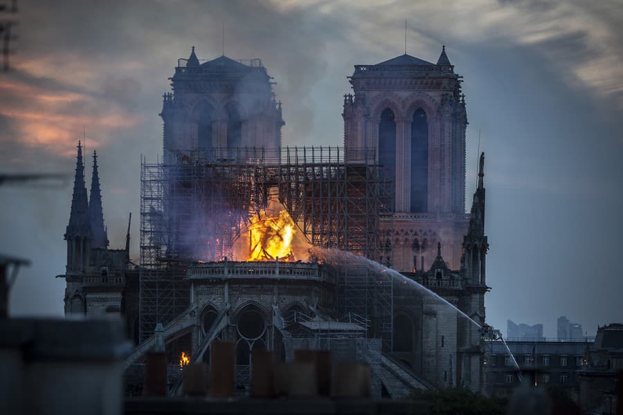 Katedrálu Notre-Dame v roku