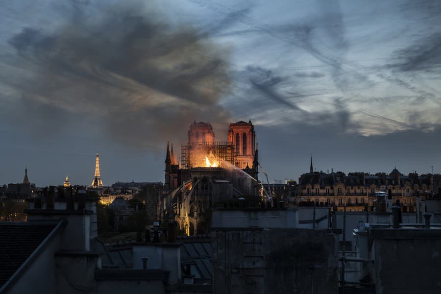 Katedrálu Notre-Dame v roku