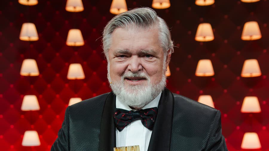 Operný spevák Peter Dvorský.