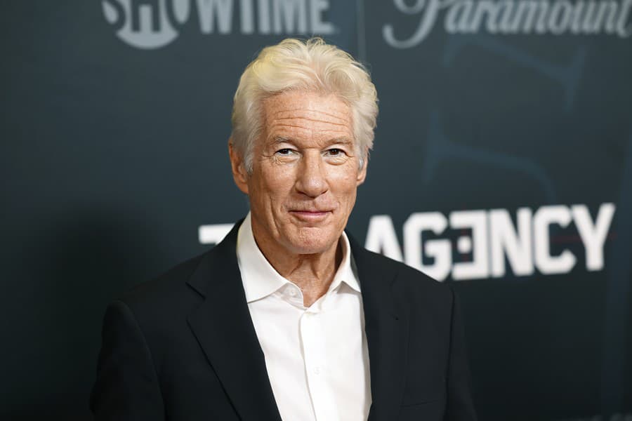 Richard Gere (75)