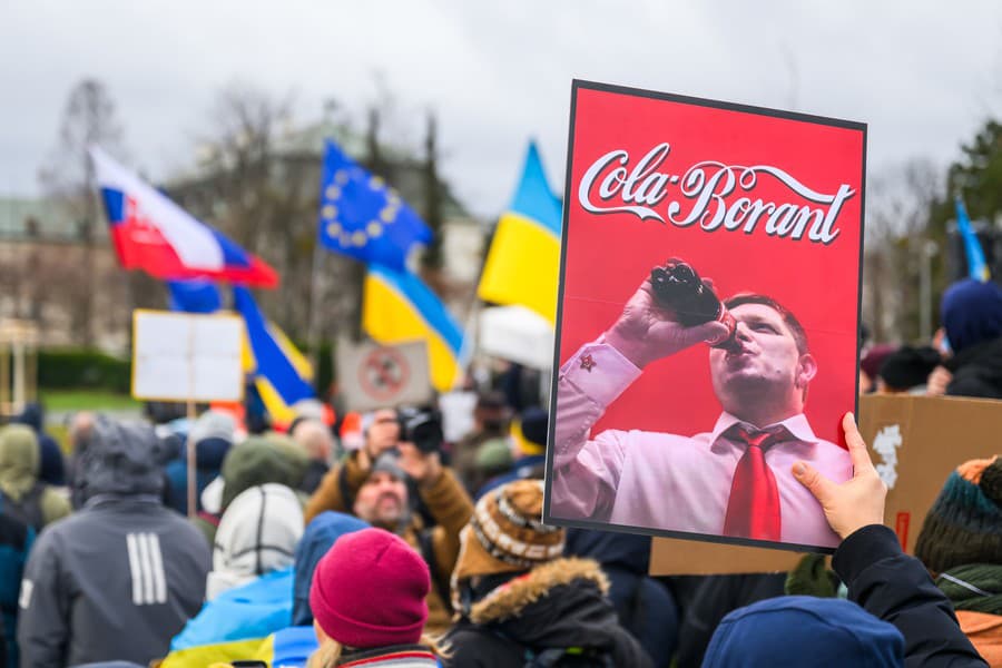 Protest proti návšteve premiéra