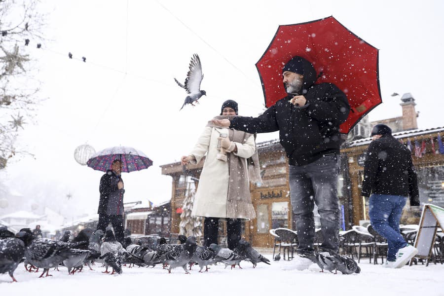 Sneh spôsobil na Balkáne