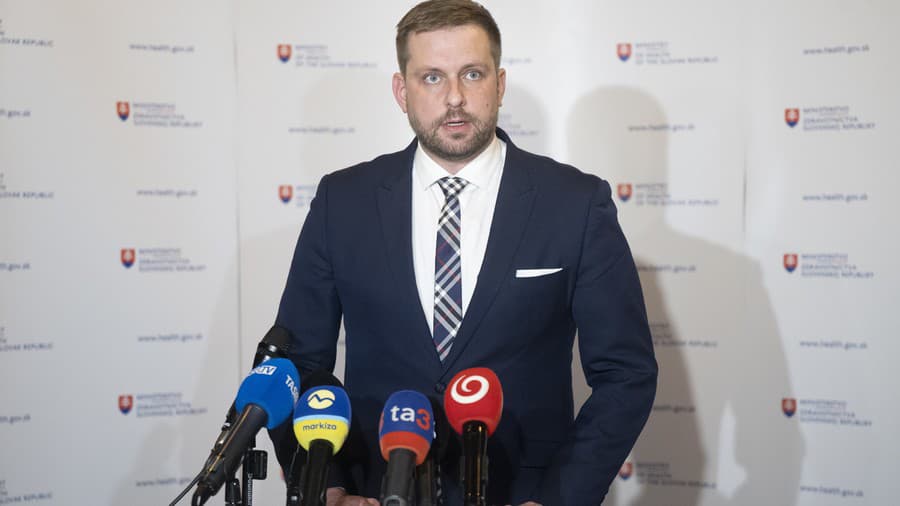 Na snímke minister zdravotníctva