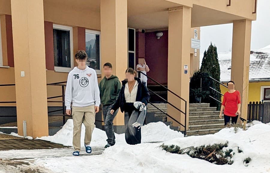 Žiaci školy boli po hroznom incidente vydesení.