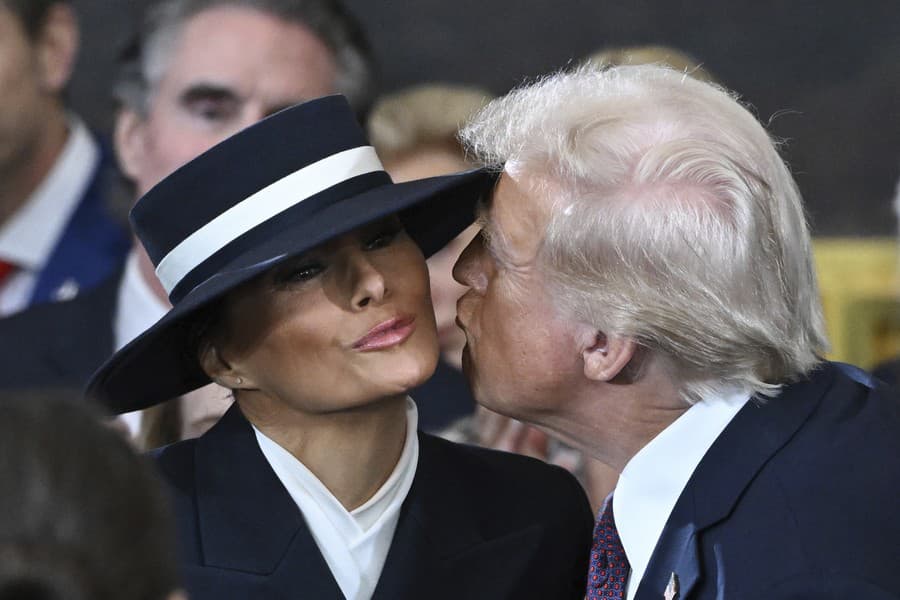 Melania Trump bola počas