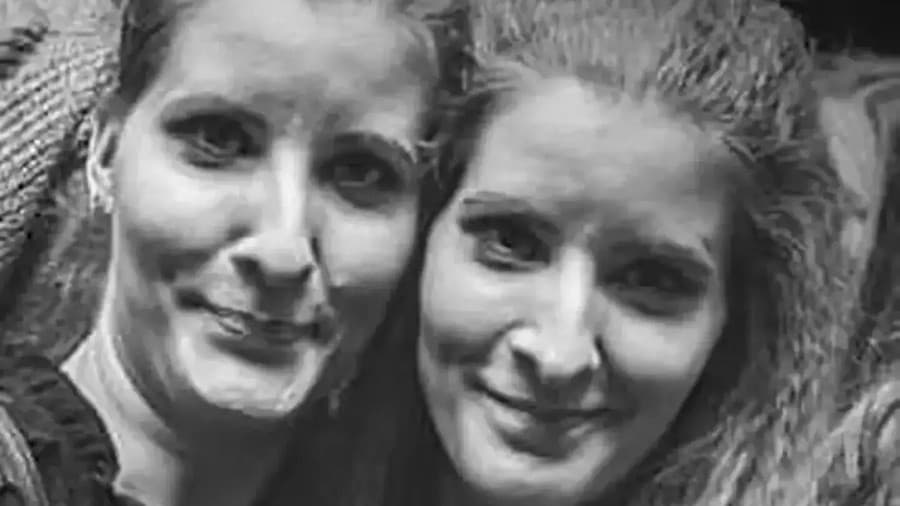 Eliza and Henrietta Huszti